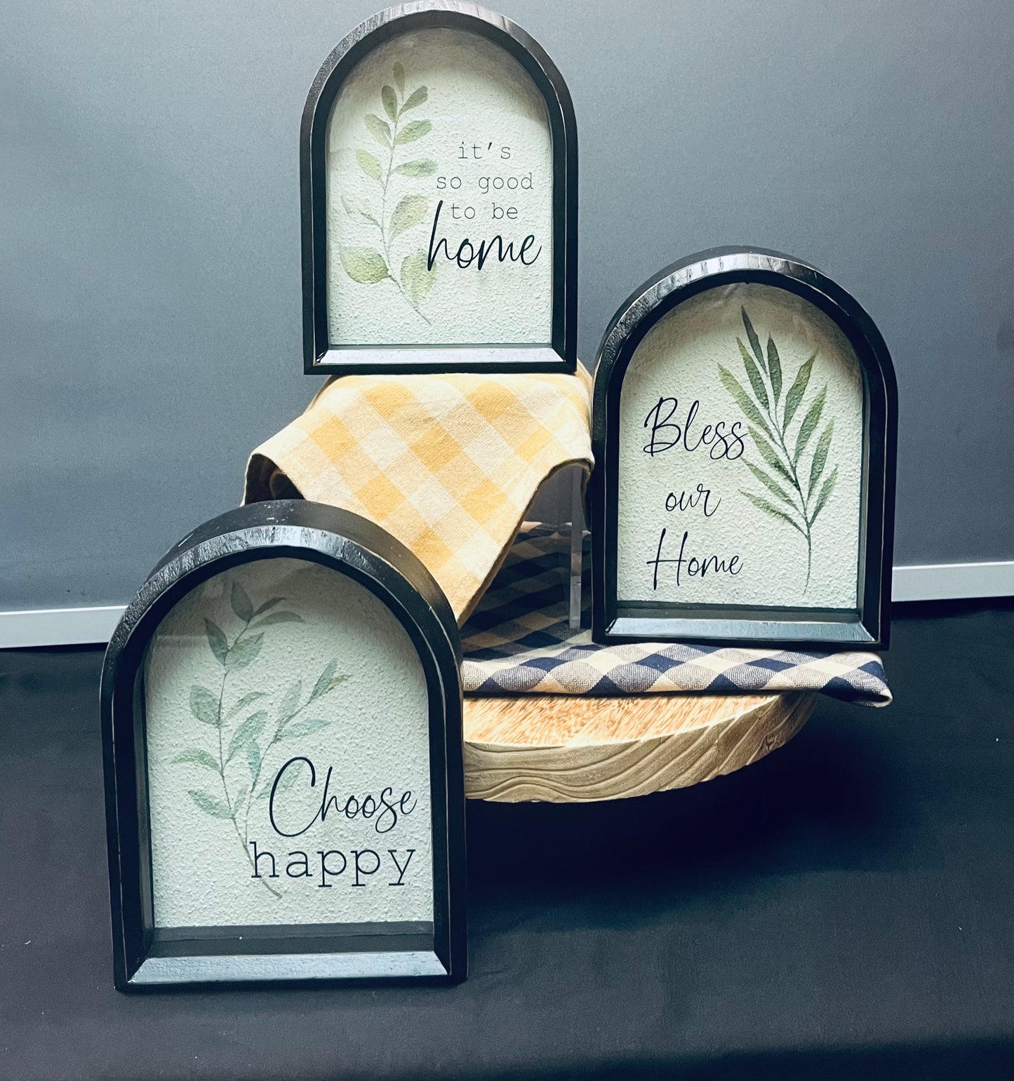 Arch sign decor