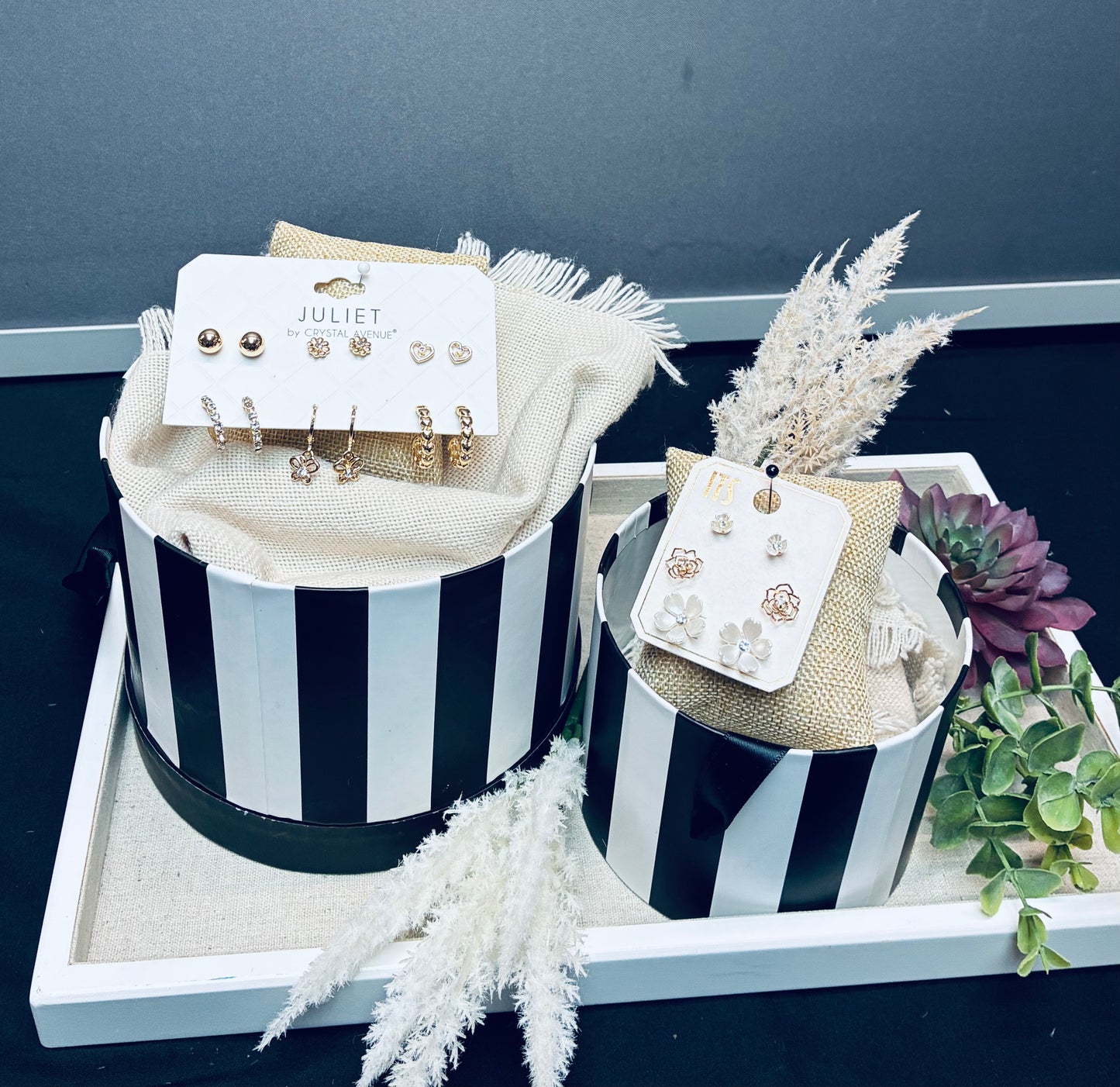 Earring packs