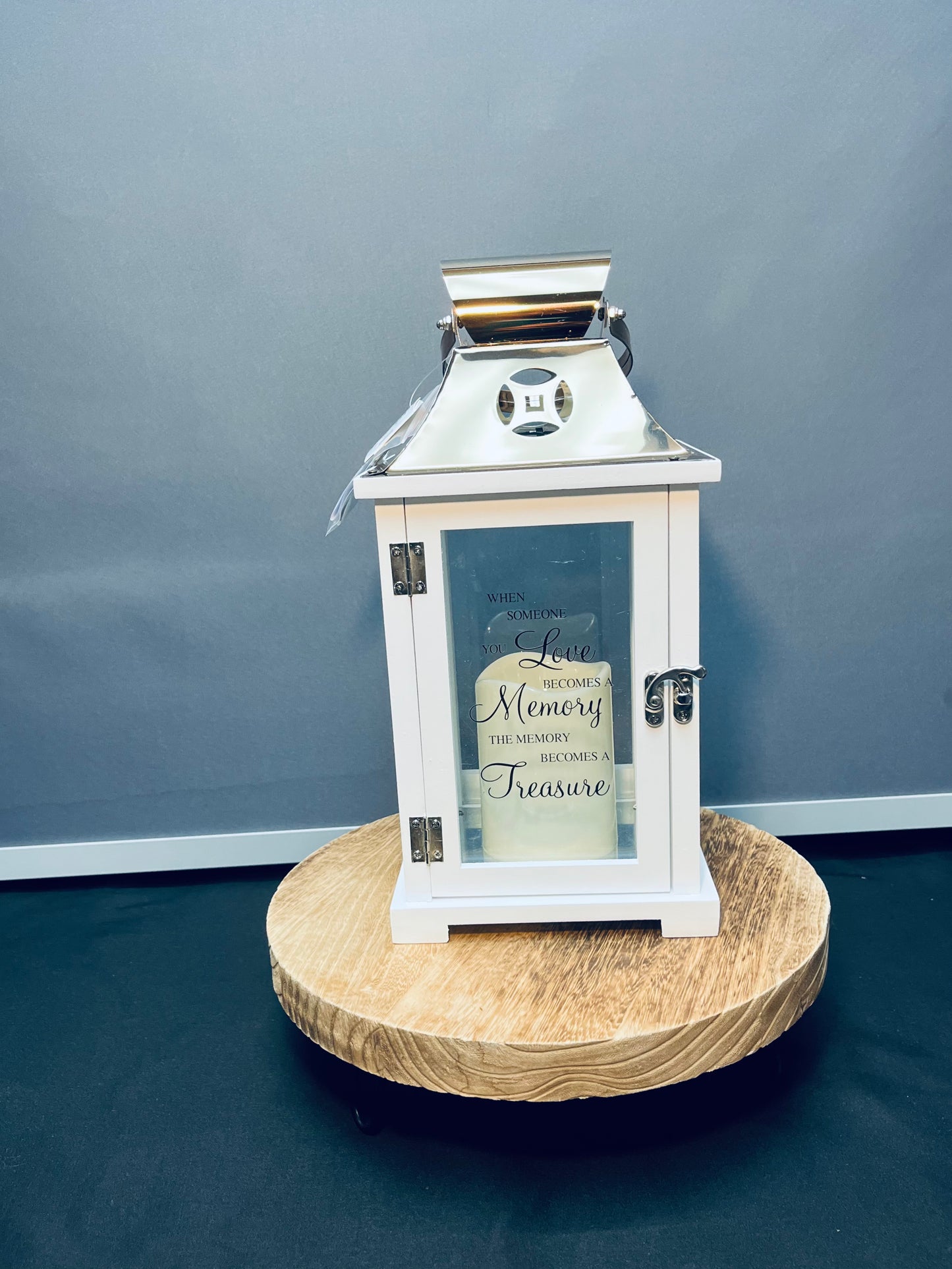 Memory becomes a treasure lantern