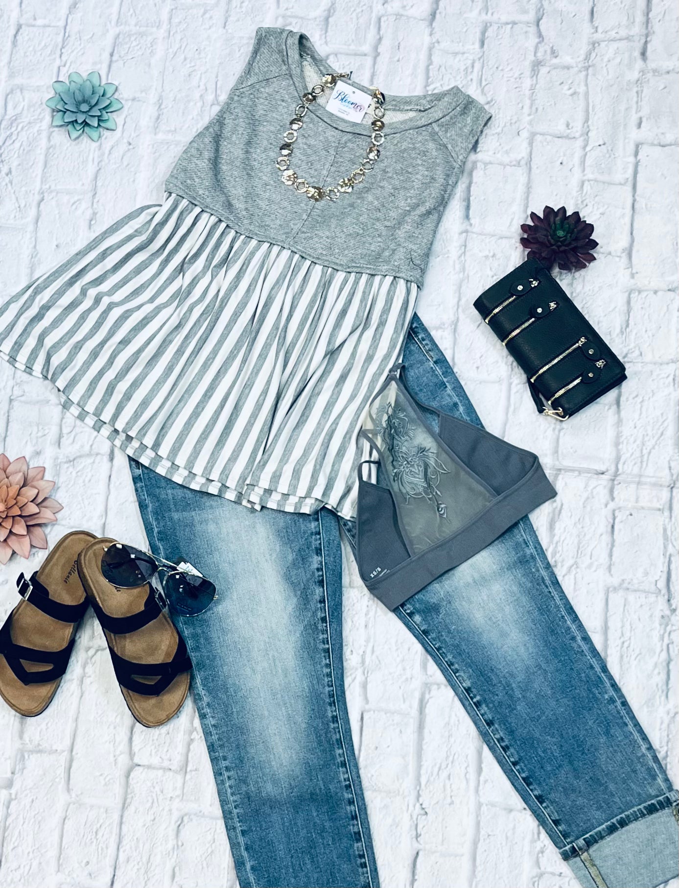 Vertical grey/white strip flounced tank