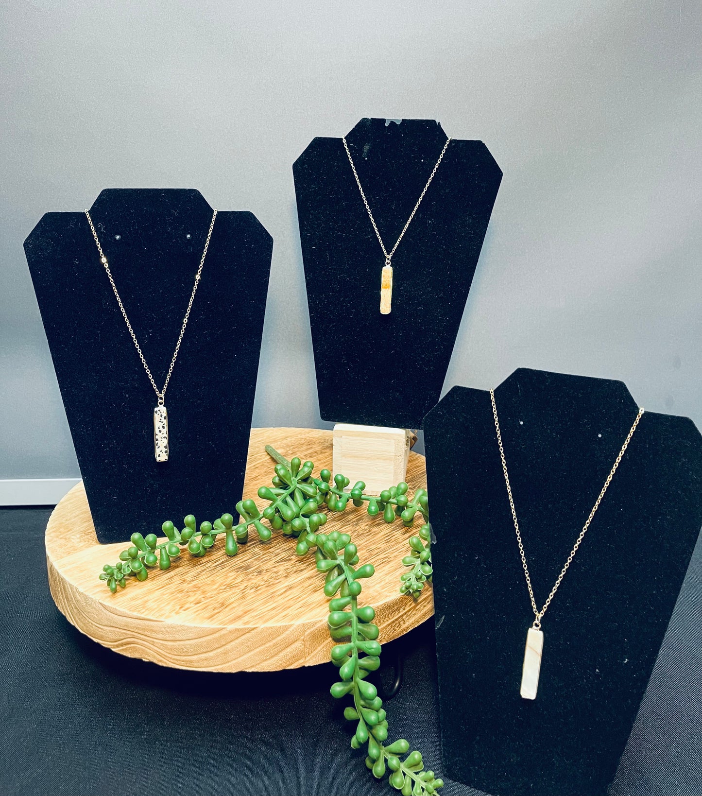 Gold bar necklace