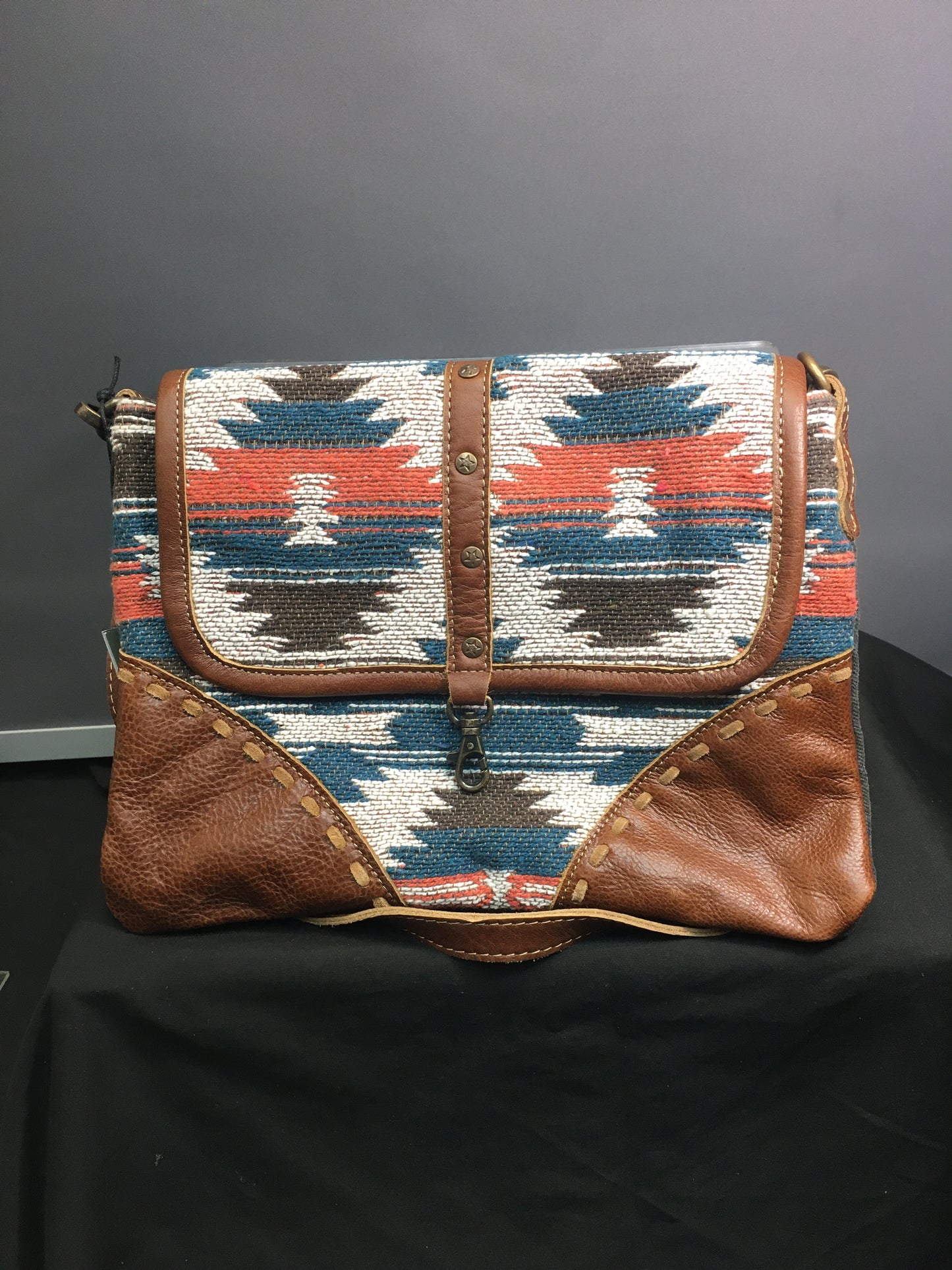Jolie small & crossbody bag