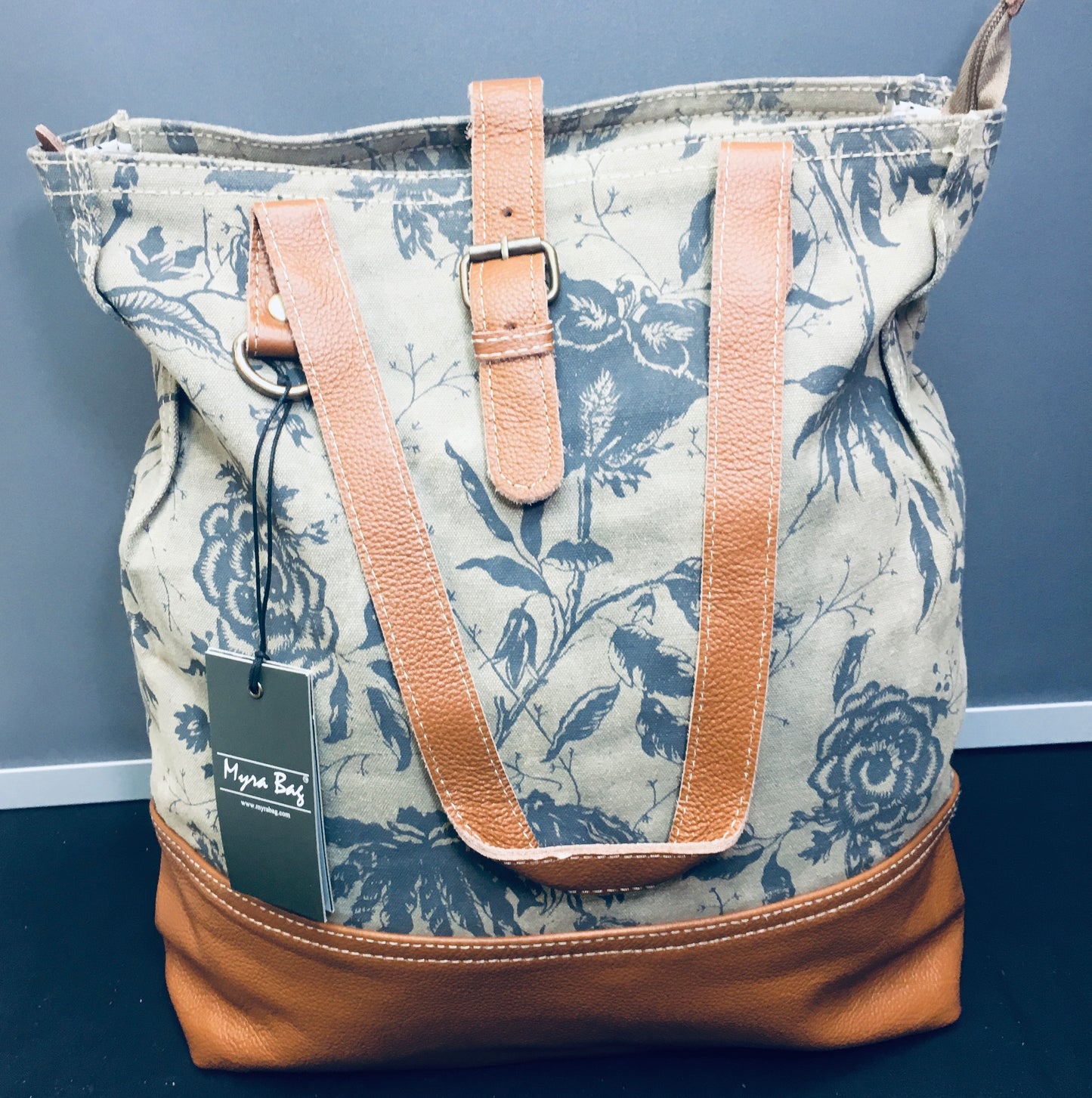 Rugged Fleurs Tote