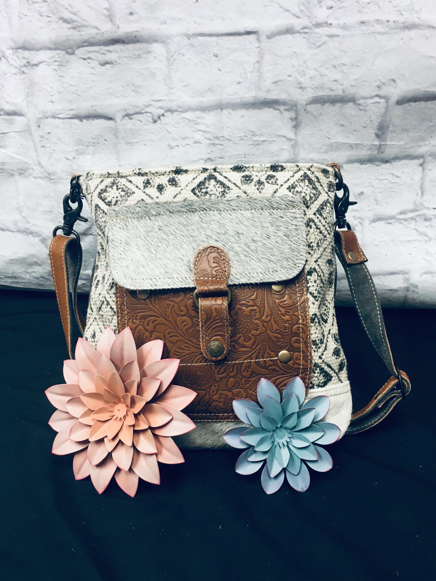 Perfect mania shoulder bag
