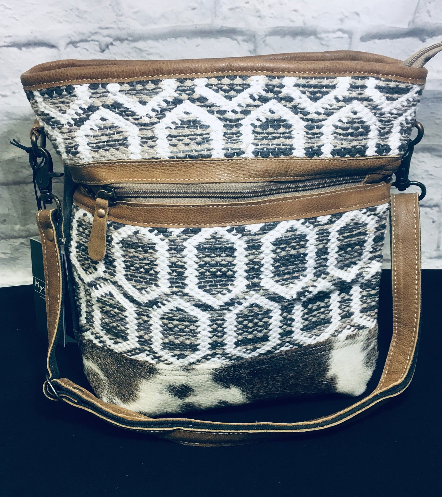 Radial handbag