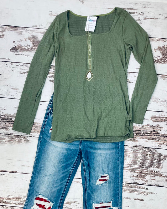 Sage long sleeve with snap button