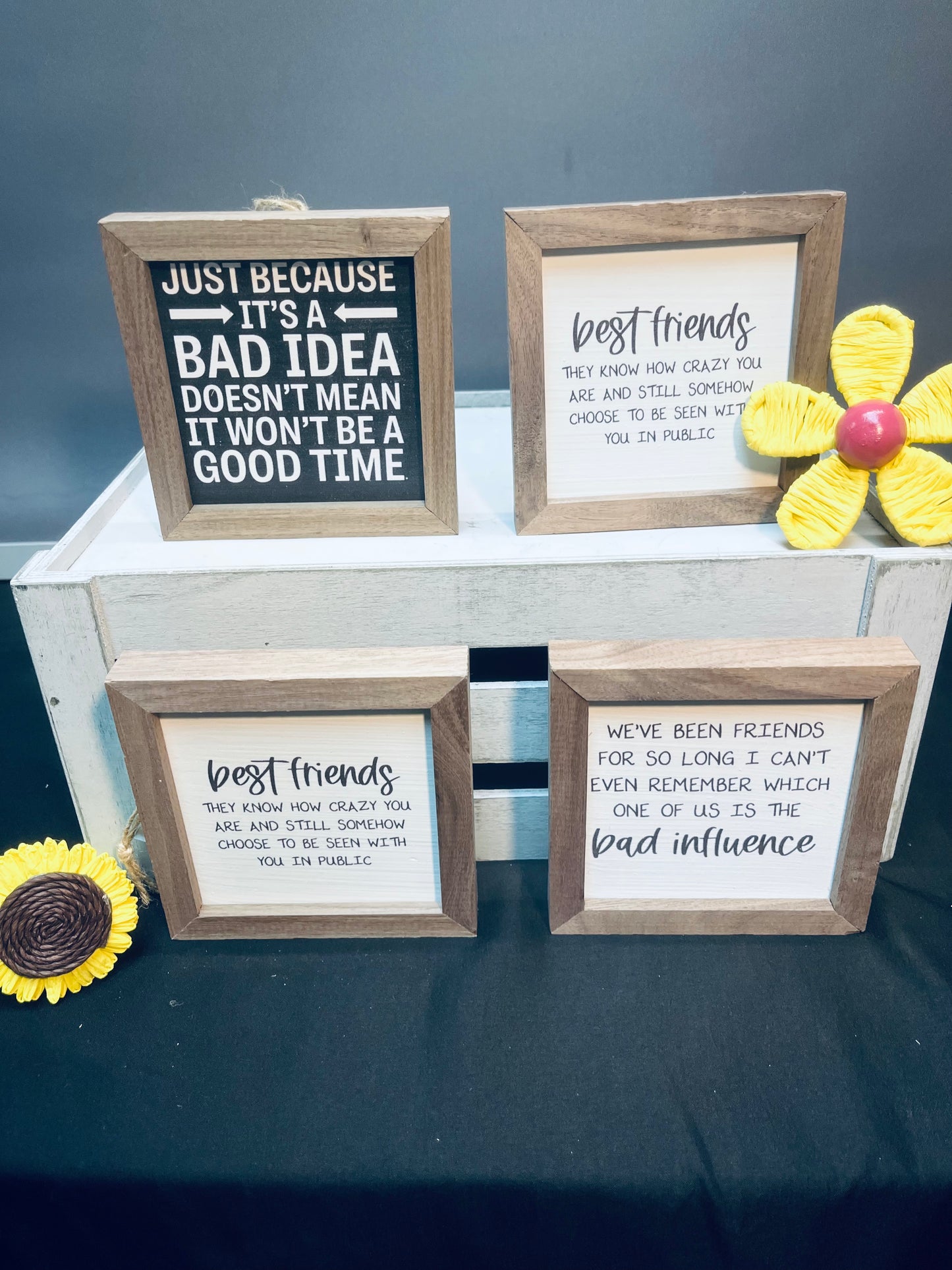 Best friend signs