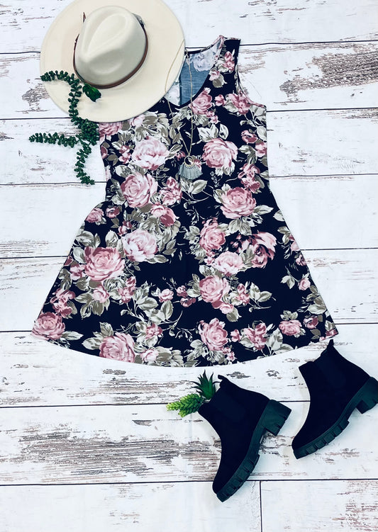 Floral dress w/ pockets