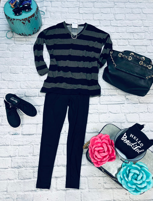 V-neck black and mocha striped sweater with pockets