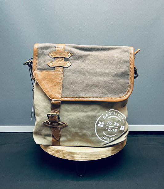 Adventures first step shoulder bag