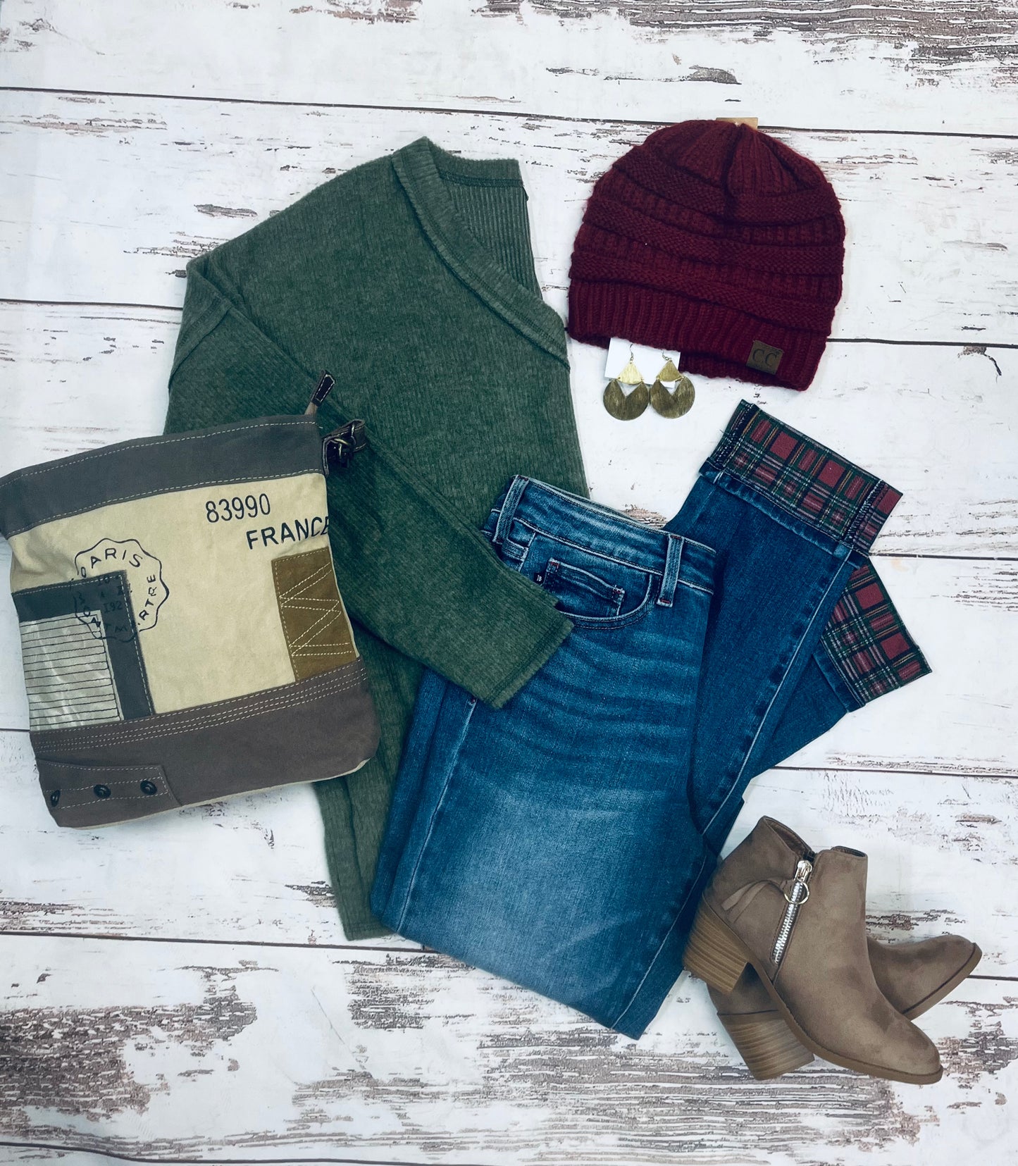 Judy Blue plaid print cuff, boyfriend fit