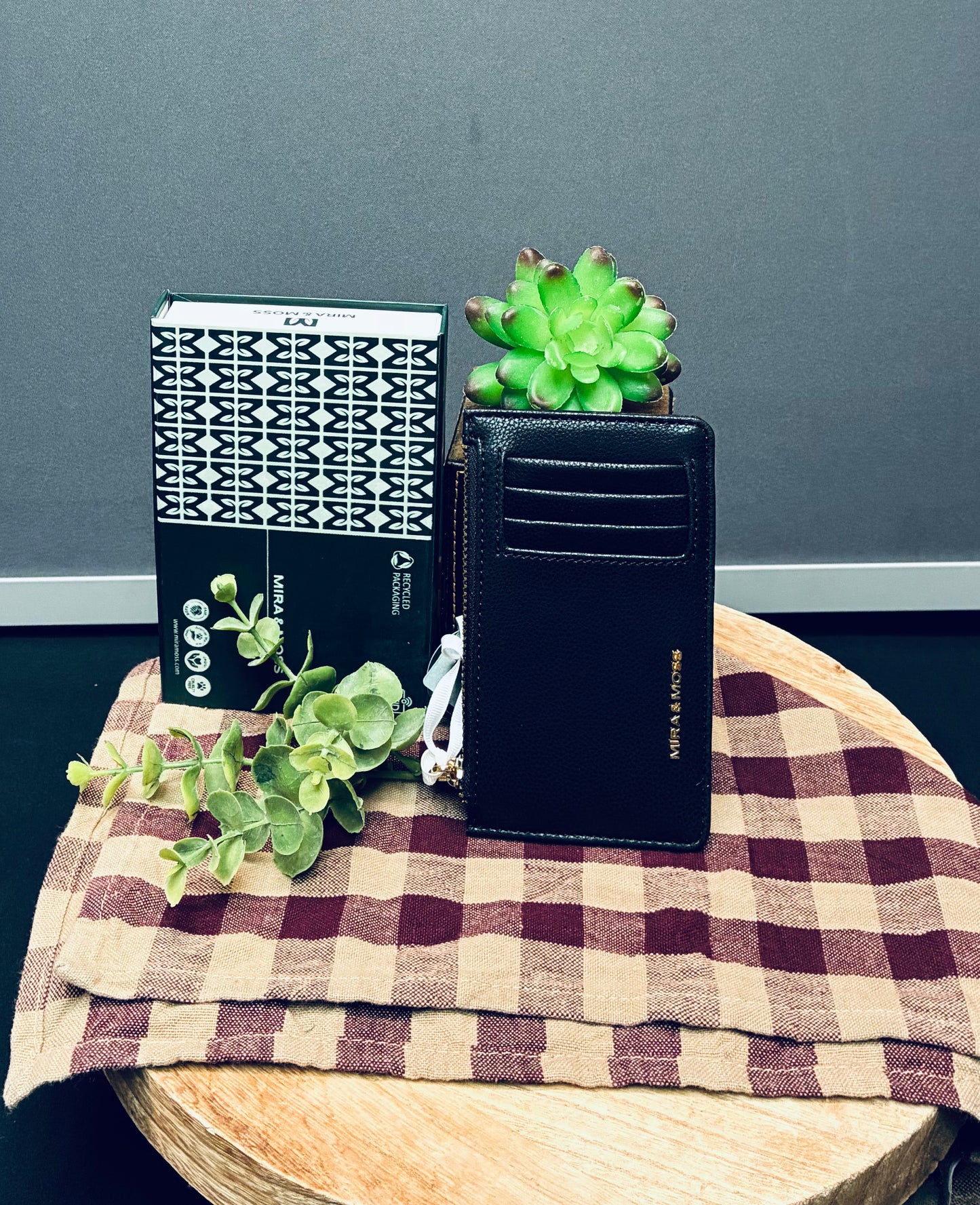 Ruby card wallet