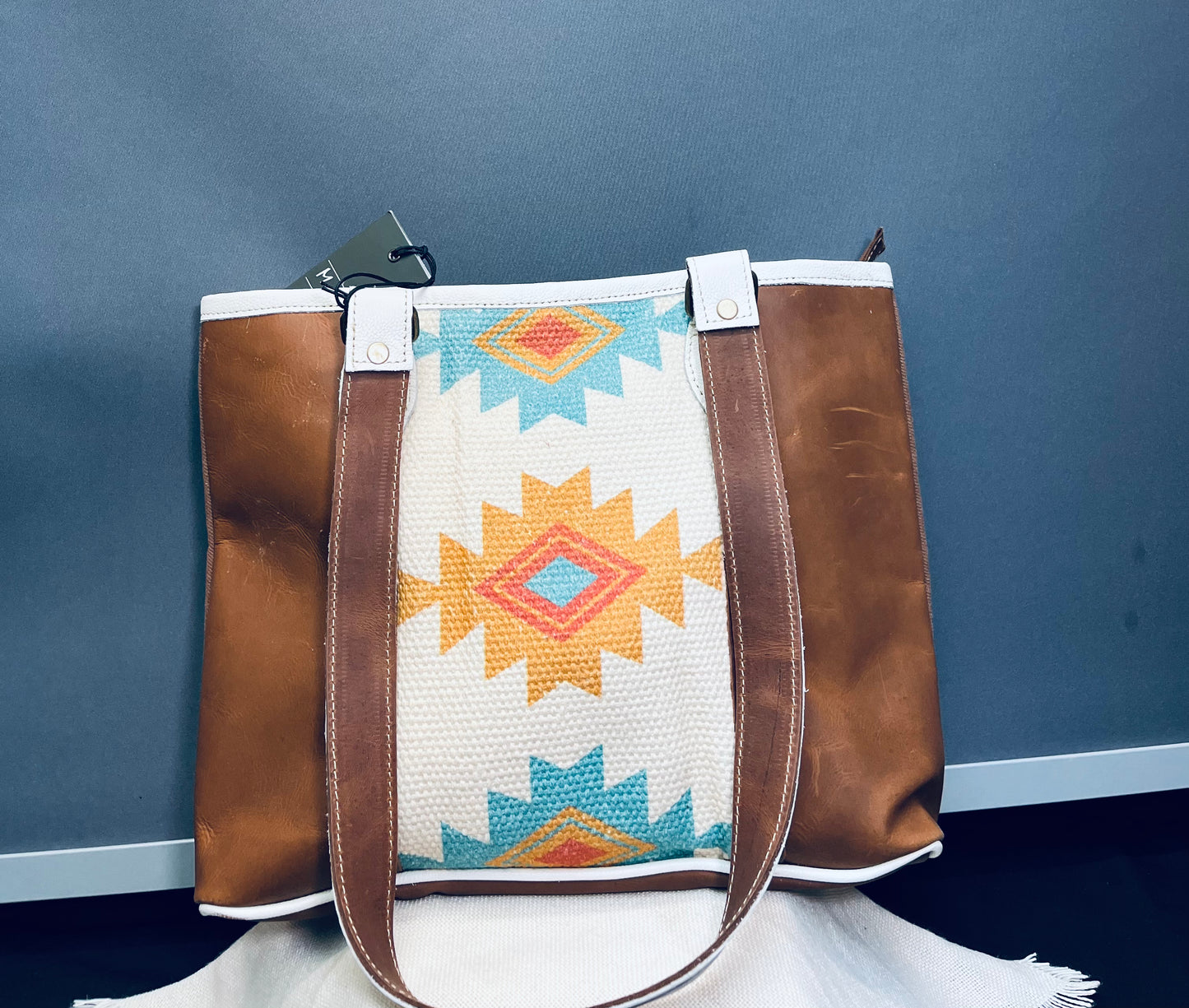 Nova Aztec shoulder bag