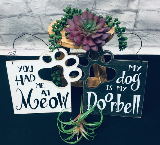 Cat & Dog Paw Signs