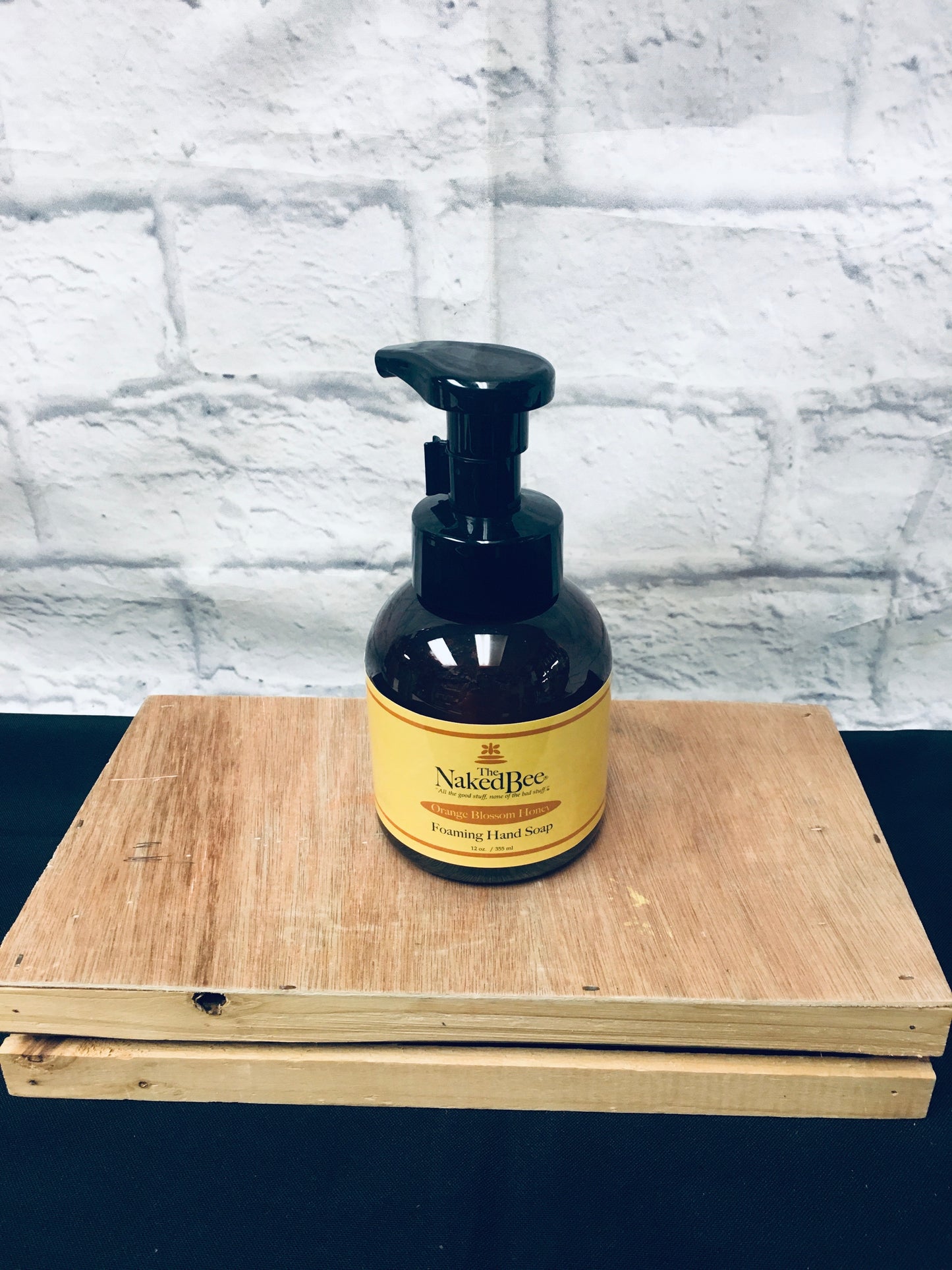 The naked bee foaming hand soap