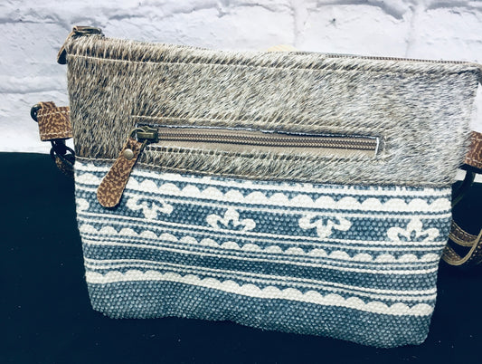 Primitive small crossbody